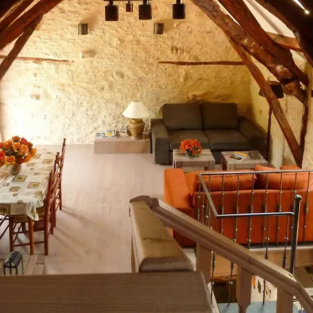 Сasa de vacaciones Spacious Holiday With Swimming Pool In *